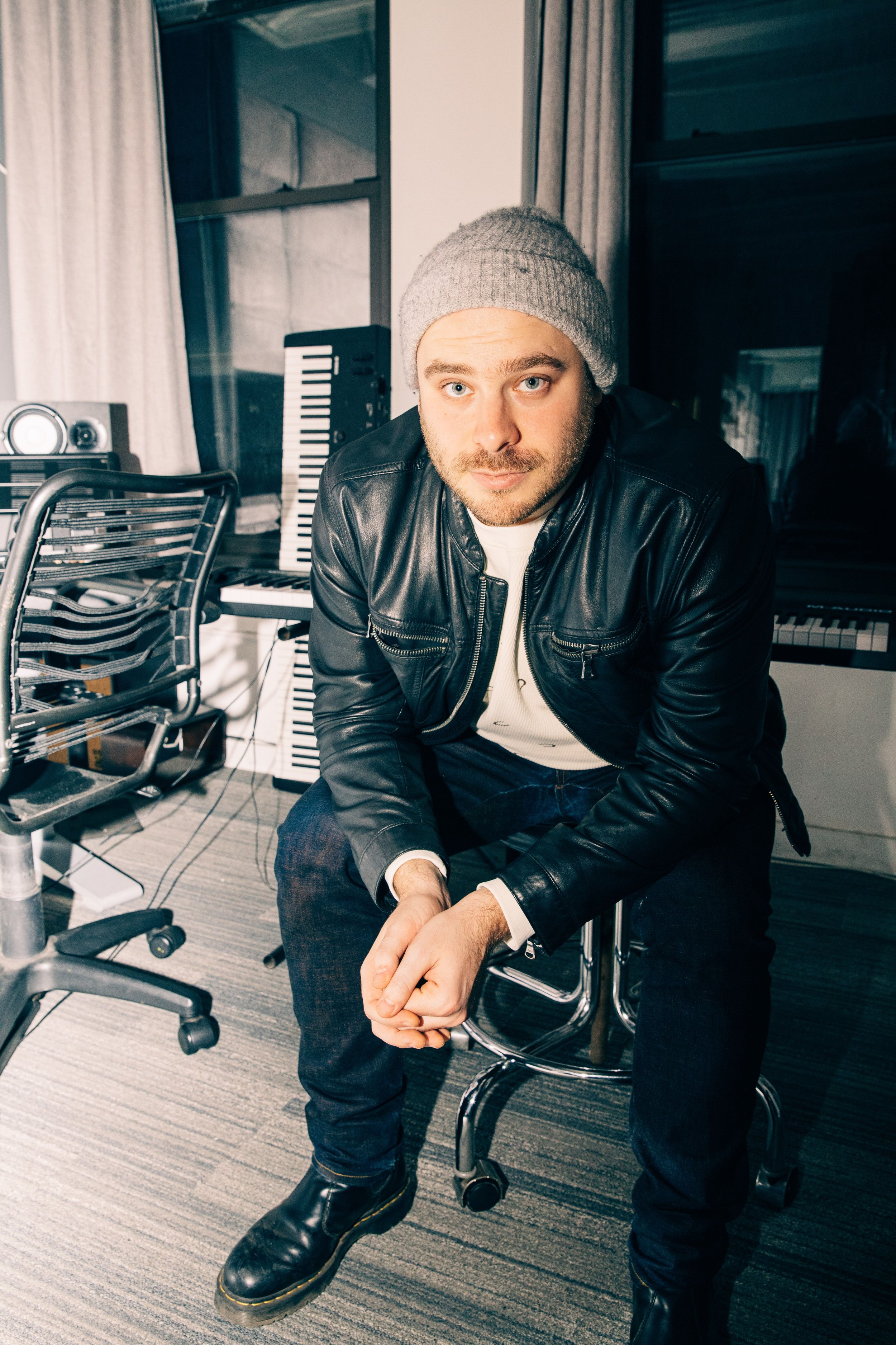 Interview with Leo Sawikin - Exploring Soundscapes, Collaboration, and Artistic Evolution